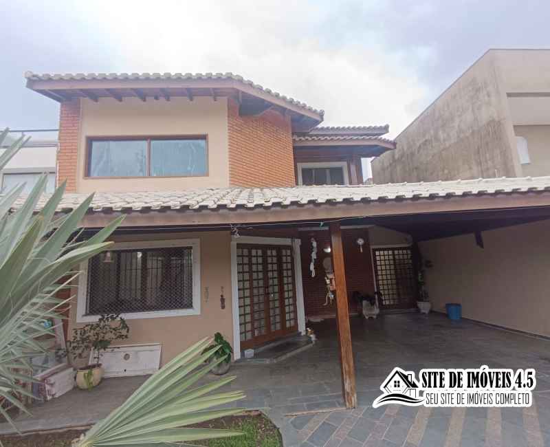 Foto de Belissima Residencia a 250m do mar